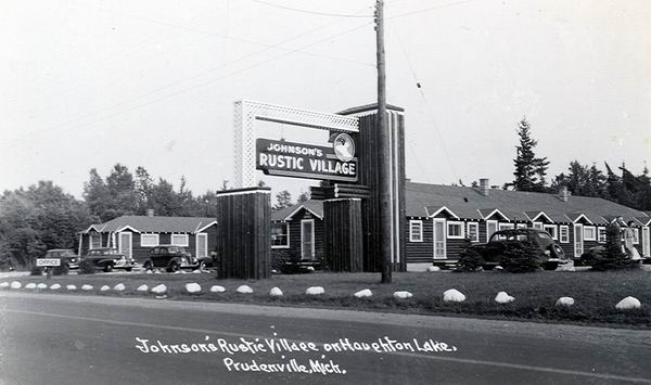 Johnsons Rustic Village Prudenville (newer photo)